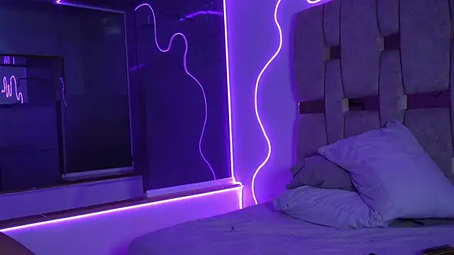 Petitte_Mussa – Naživo XXX chat