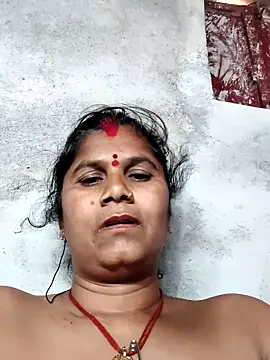 Show modela Hot_di97 na web-kameri