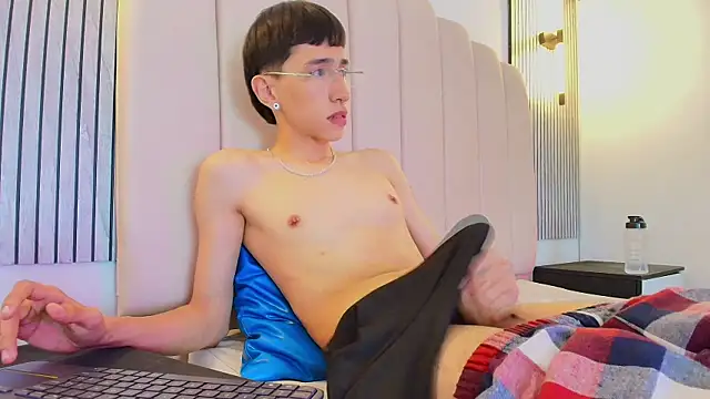 عرض كام lian_cameron