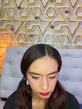 MelanyyJhonson15's Live XXX Chat