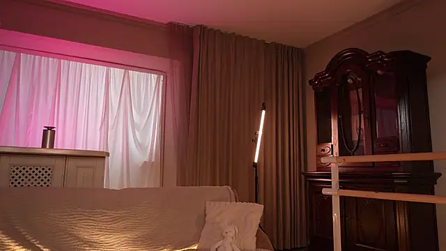 aurora_nude: онлайн-секс-чат