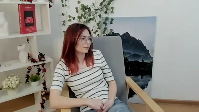 MyrlYoskoのライブXXXチャット