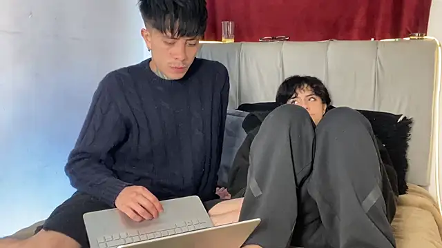 perceo_and_saddie's Webcam Show