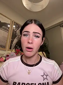 aus_queen webcam show