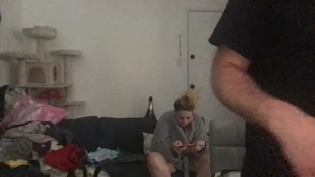 SexuallyExplicit élő XXX-chatje