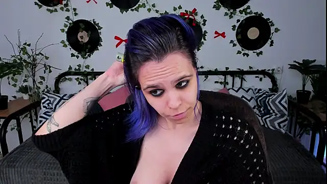 LiraBelle Chat XXX live