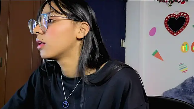 Czat XXX na żywo – PaulaCutexs