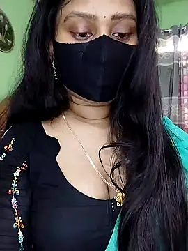 Idhika-Paul Chat XXX live