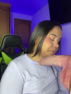 leila_22 即時 XXX 聊天