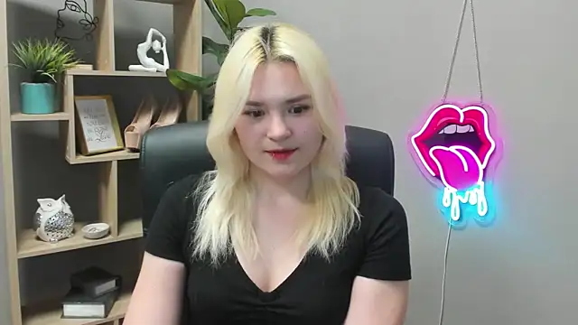 SweetLilyxo 即時 XXX 聊天