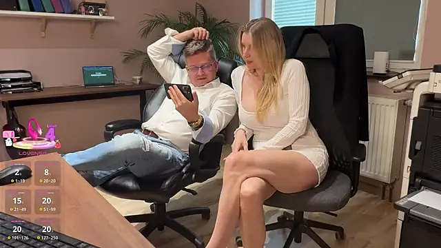 legsLONG: απ ευθείας συνομιλία ΧΧΧ