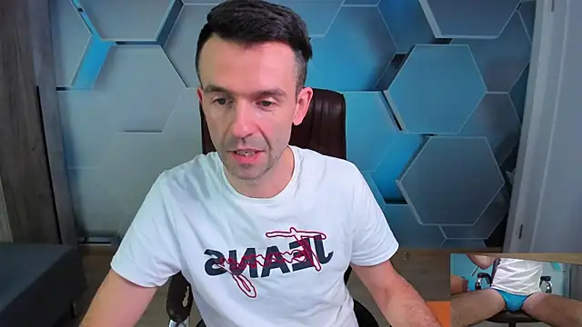 SteveTiger Adlı Modelin Web Kamerası Şovu