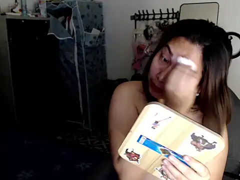 urqueendominant webcam show