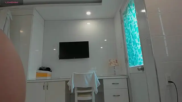 Yuki_miiii Chat XXX live