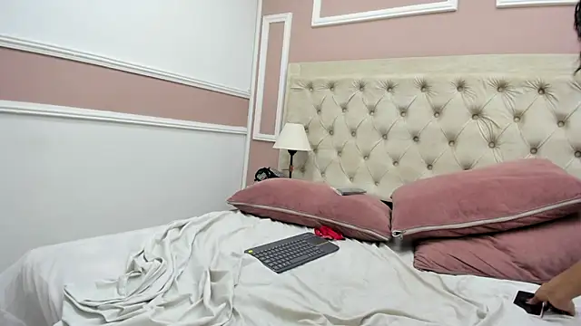 Pertunjukan Kamera Web tiffanykanox