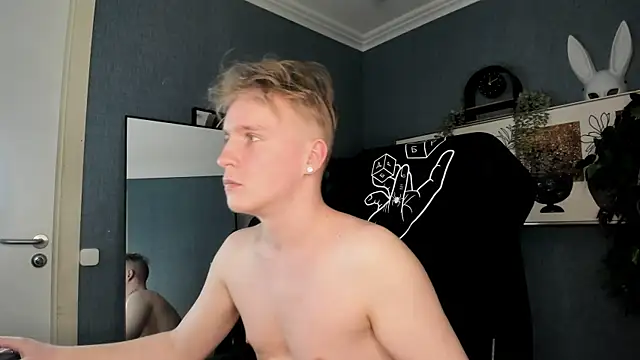 دردشة AlexxSweet الجنسية المباشرة