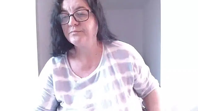 mayabbw50tits' Webcam Show