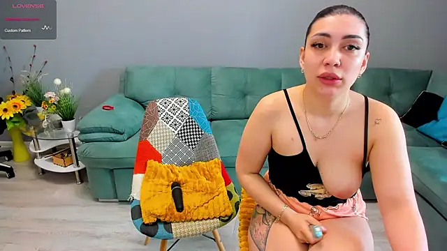 skinnysweetmilf Webcam show