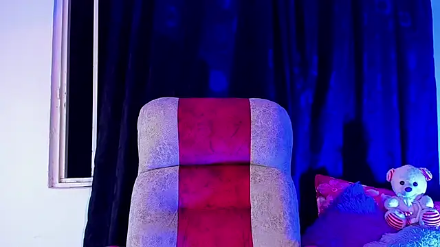 Aless_bigg: онлайн-секс-чат