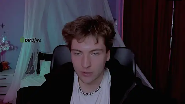 Show modela joseph_bear_ na web-kameri