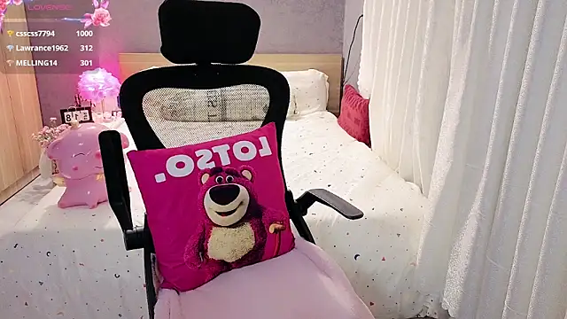 JENNIE-16's Live XXX Chat