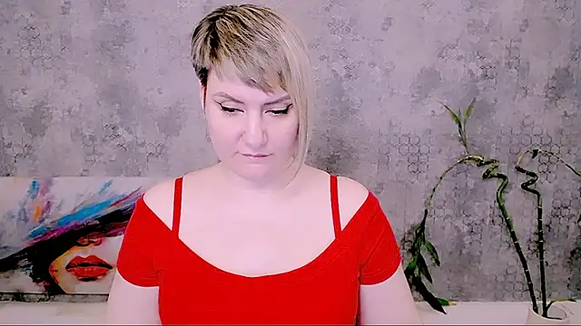 Djullia: απευθείας συνομιλία ΧΧΧ