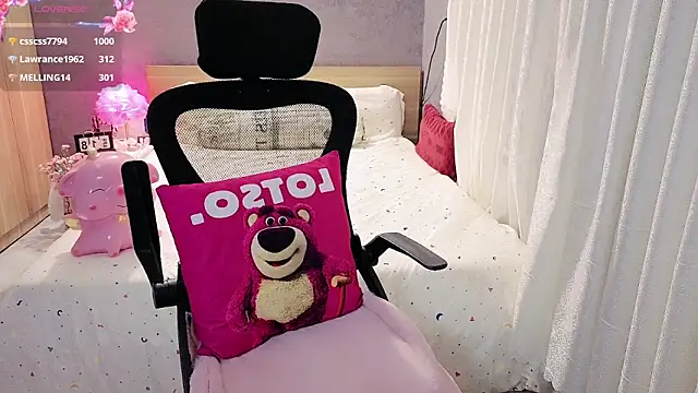 JENNIE-16: онлайн-секс-чат