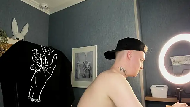 AlexxSweet 现场XXX聊天