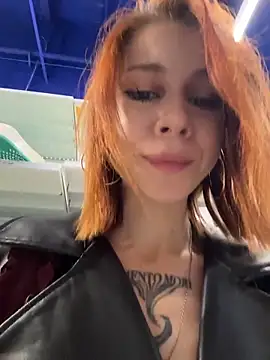 RosieSecret: διαδικτυακό σόου στην κάμερα