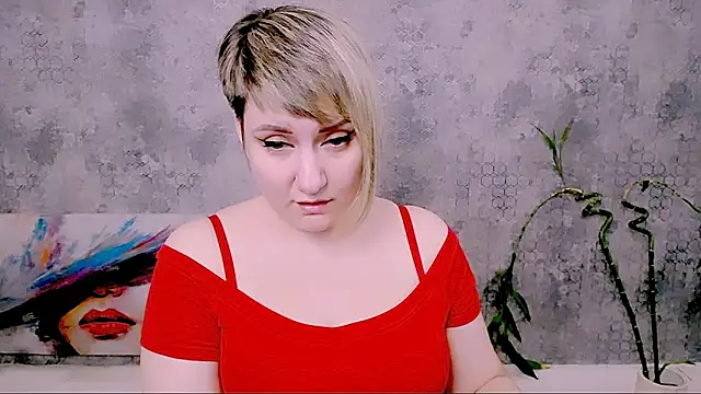 Djullia: απευθείας συνομιλία ΧΧΧ