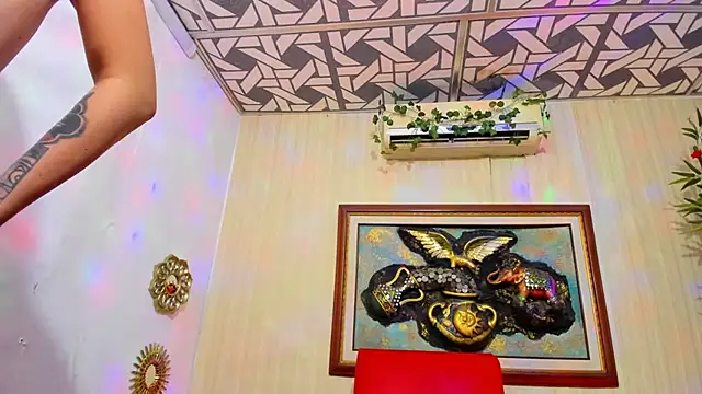 PowerExplosive: απευθείας συνομιλία ΧΧΧ