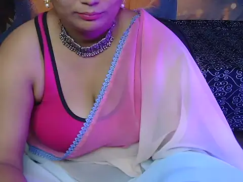 Chat +18 de fit-girl ao vivo