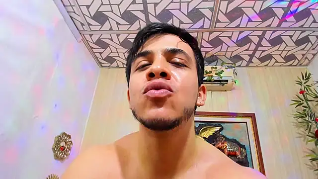 PowerExplosive: απευθείας συνομιλία ΧΧΧ