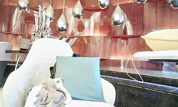 Rubyy_799のライブXXXチャット