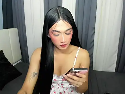 Онлайн чат XXX FyangFoxx