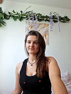 Nika_aa লাইভ XXX চ্যাট