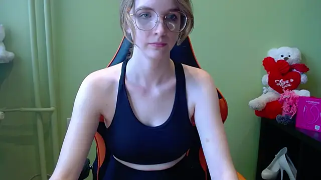 XXX chat uživo modela juicyPenny