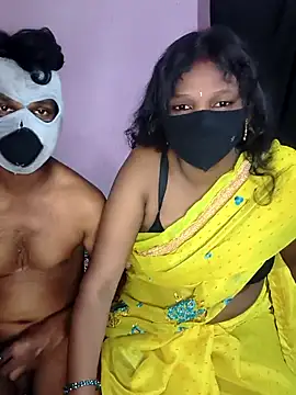 Pokazy przed kamerką – hotcopuleandsweet