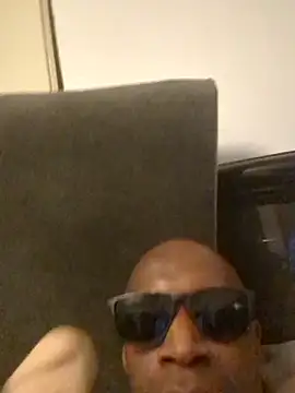 XXX chat uživo modela Bulgemaster001