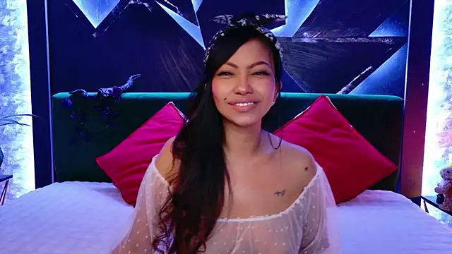 ElyaQuinn's Live XXX Chat