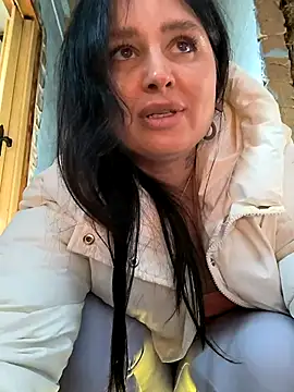 Chat +18 de KikiXRed ao vivo