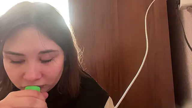 Chat +18 de MarcieAdjei ao vivo