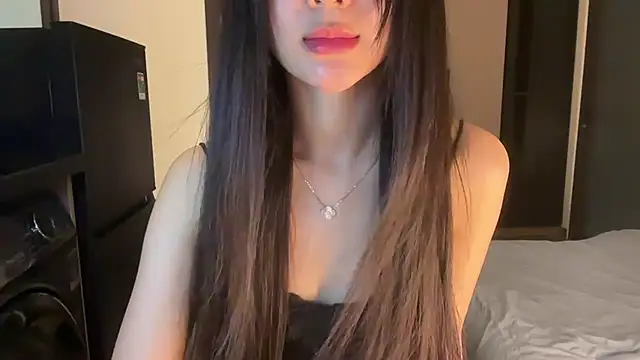 Chat +18 de Mimi_love01 ao vivo