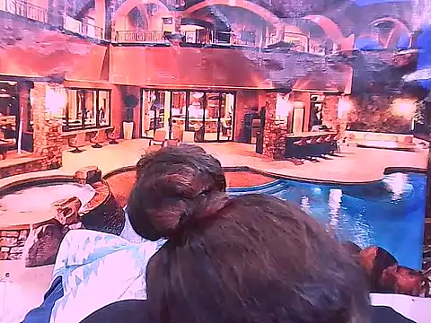 Chat +18 de IndianSexyButt ao vivo