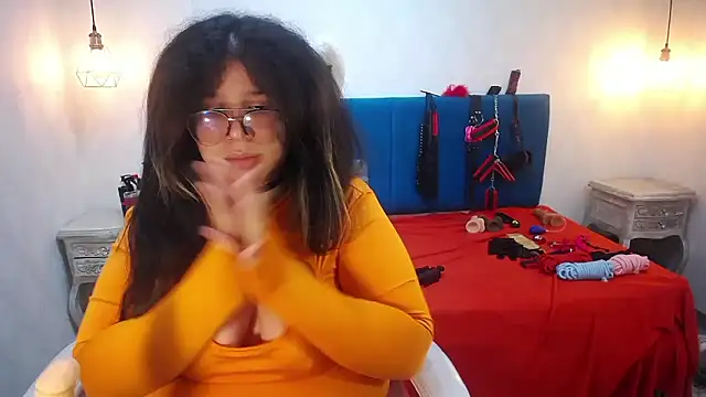 Chat +18 de selenablairx ao vivo