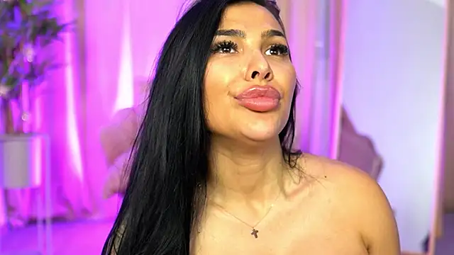 firesbomb777 – Live XXX-chat