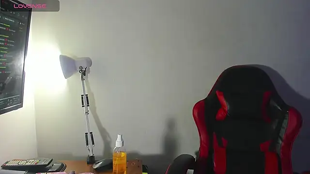 Chatroom XXX en direct de honeyluxe_