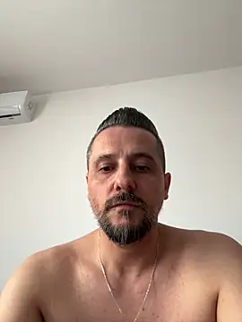 InsaneMattt's Live XXX Chat