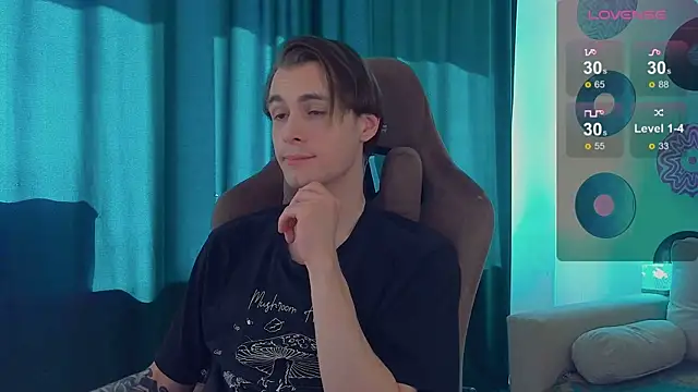 XXX chat uživo modela DebugMee