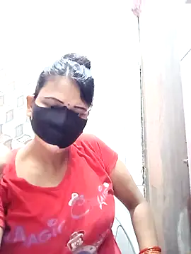 varnikan Live XXX chat